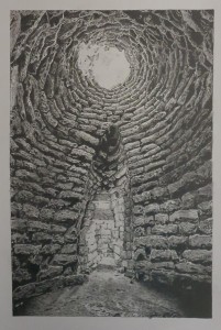 gra22092-Valeria-Murtas-Nuraghe-Piscu-Matita-24x36    